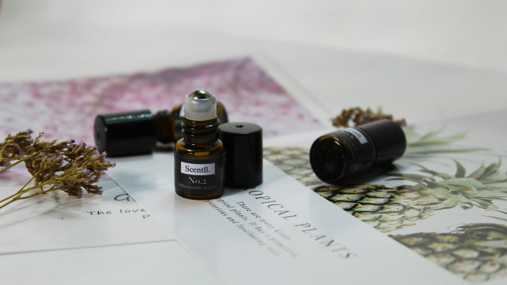 How-fragrance-samples-Help-Businesses-Choose-the-Right-Commercial-Scent